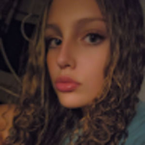 Meet your Posher, Lyla